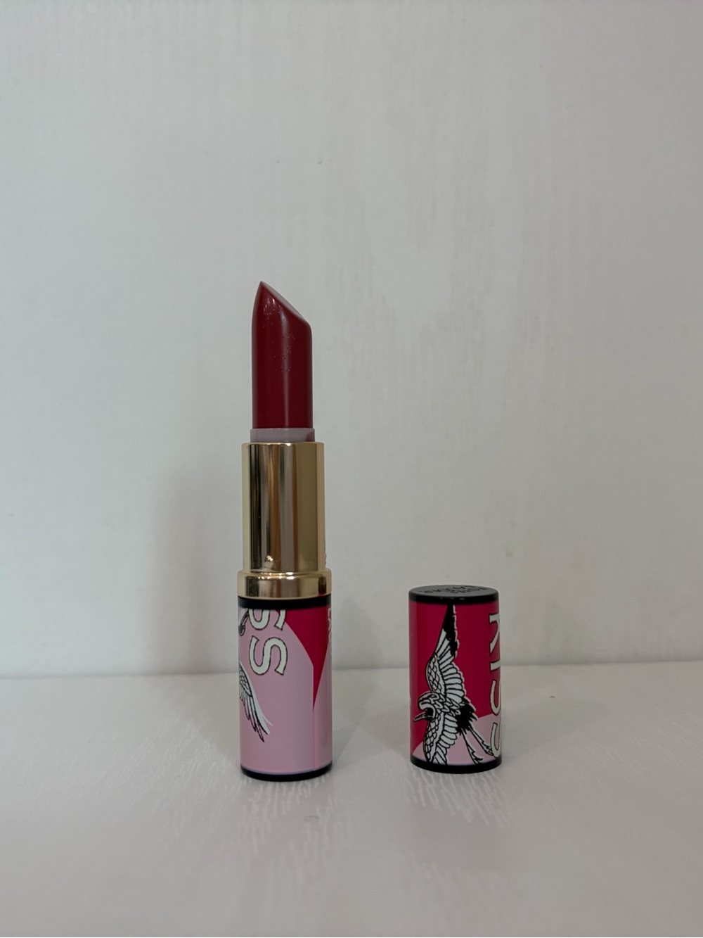 ESTEE LAUDER  Limited Edition LIPSTICK Full Size 3.5g NEW NO BOX